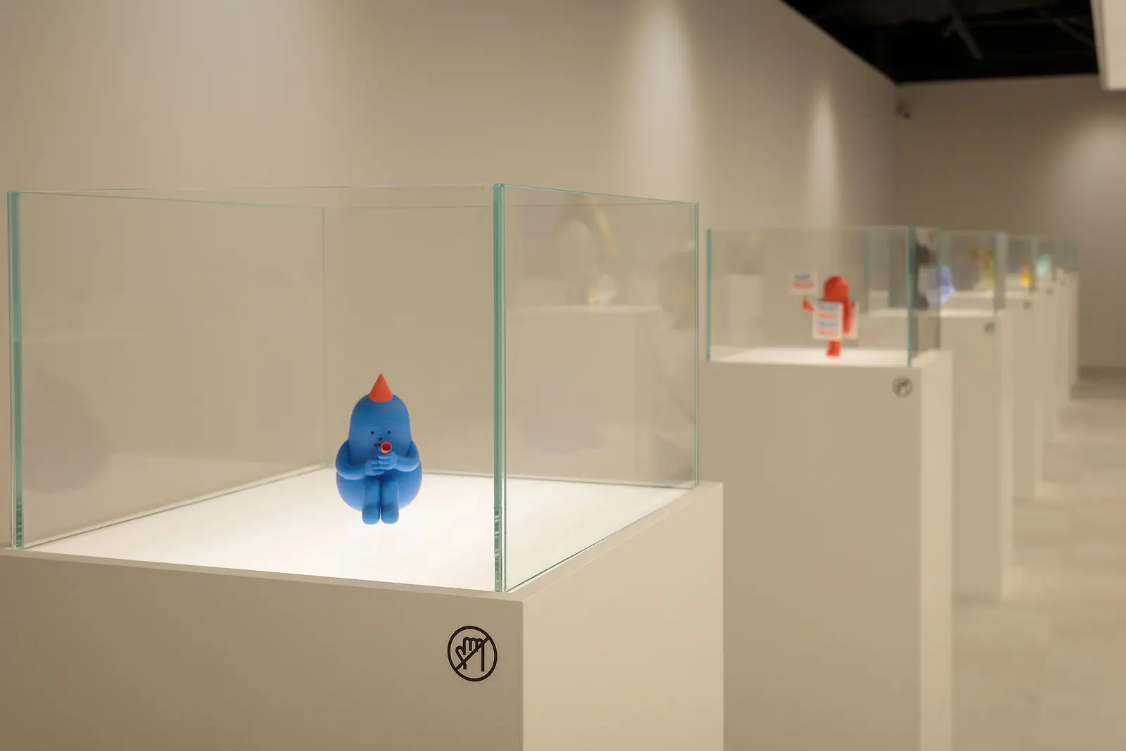 닮은 듯 다른 몬스터들의 삶