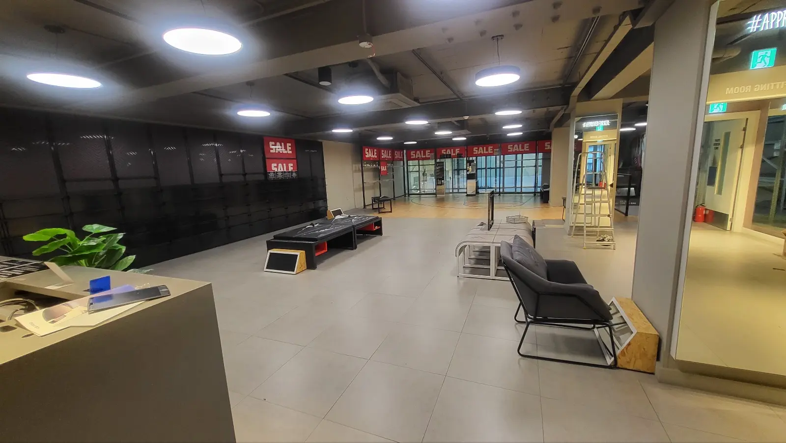 [할인중]*애플스토어* 인근 가로수길 메인 거리 브랜드 쇼룸 & 팝업 최적 공간 3