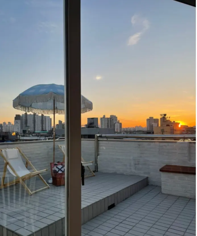 성수동 동연무장길 76평 팝업공간 4