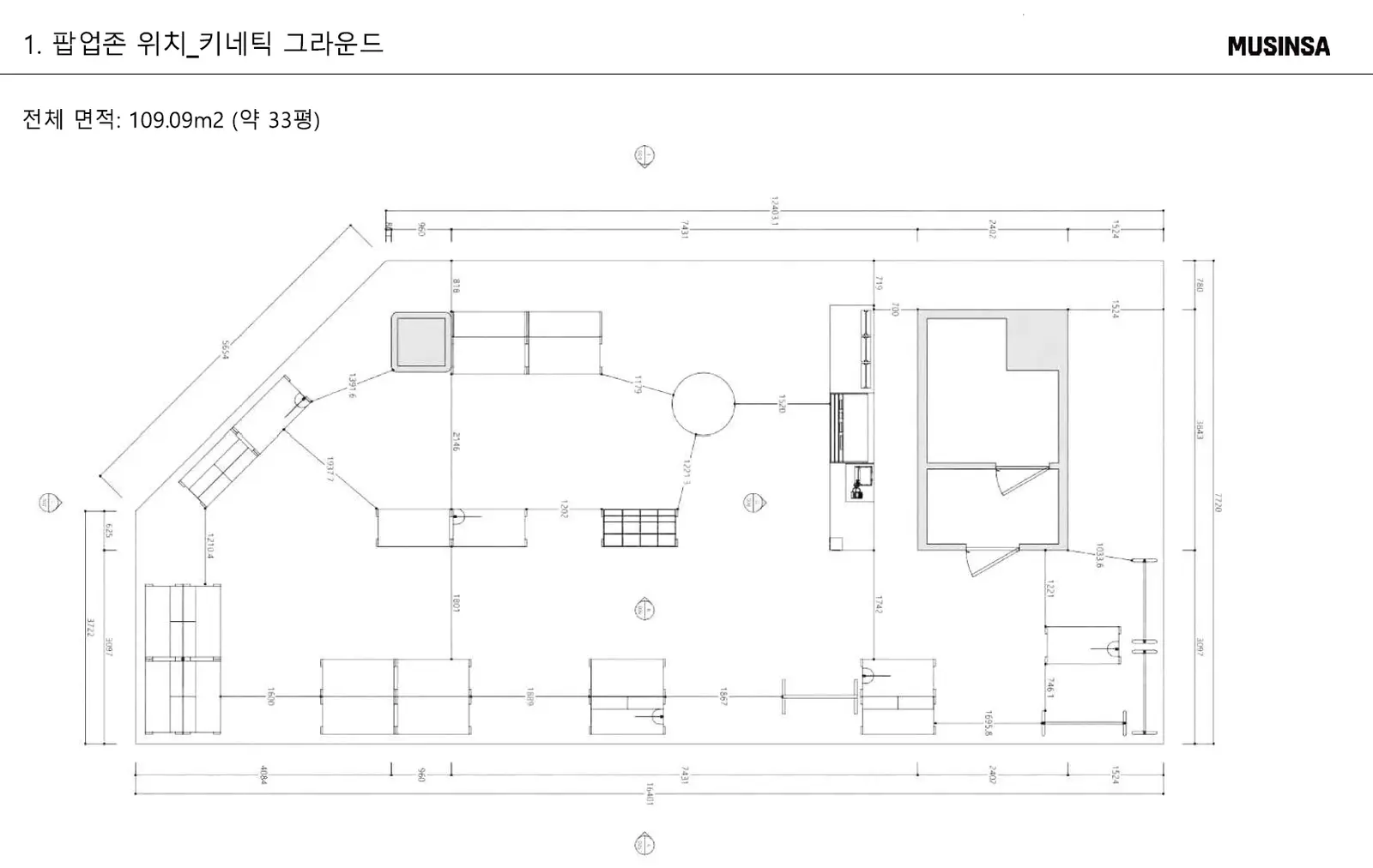 잠실 롯데백화점_무신사 스토어 4