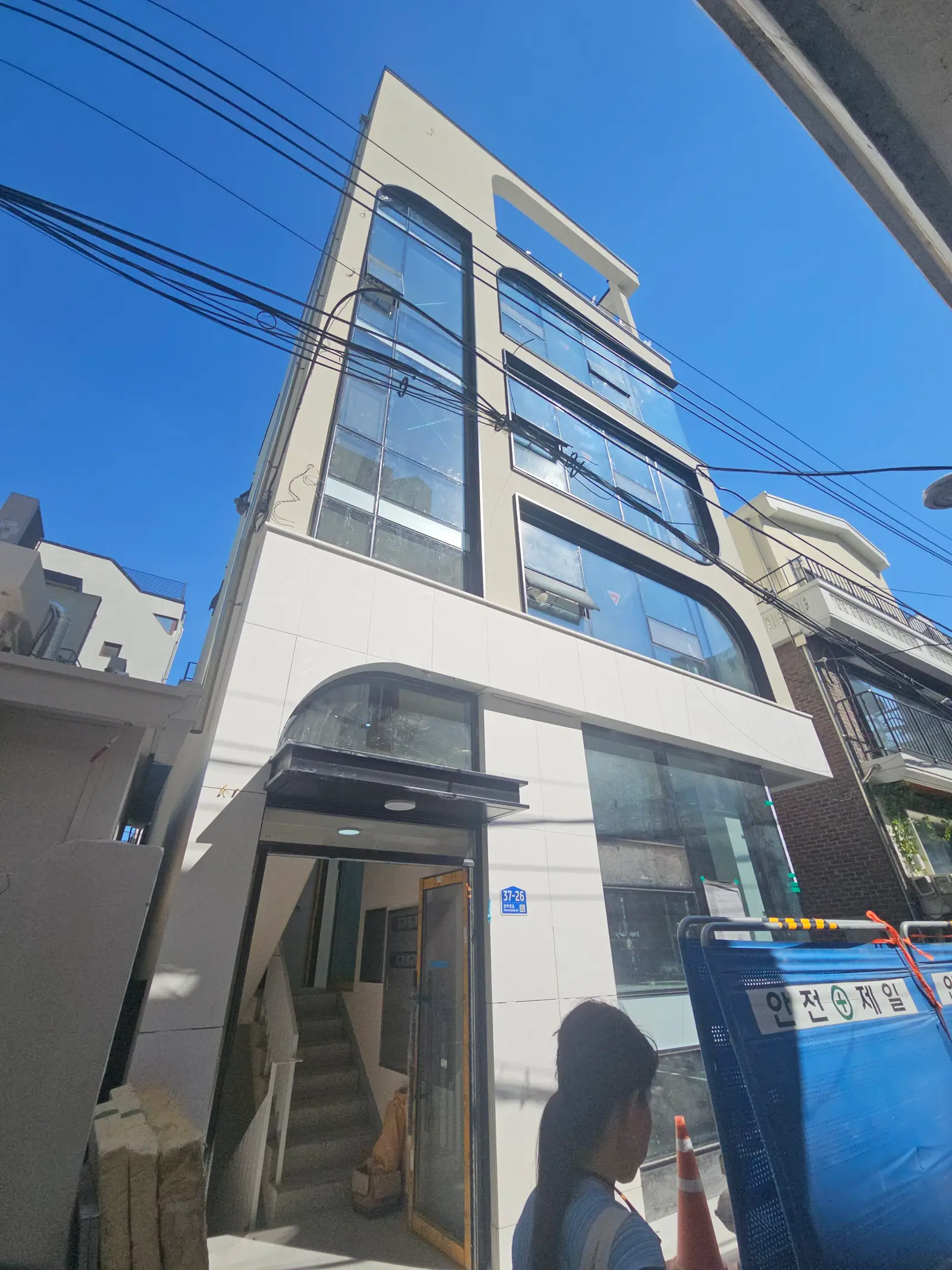 성수 연무장길 올리브영 인근 신축 통건물 4