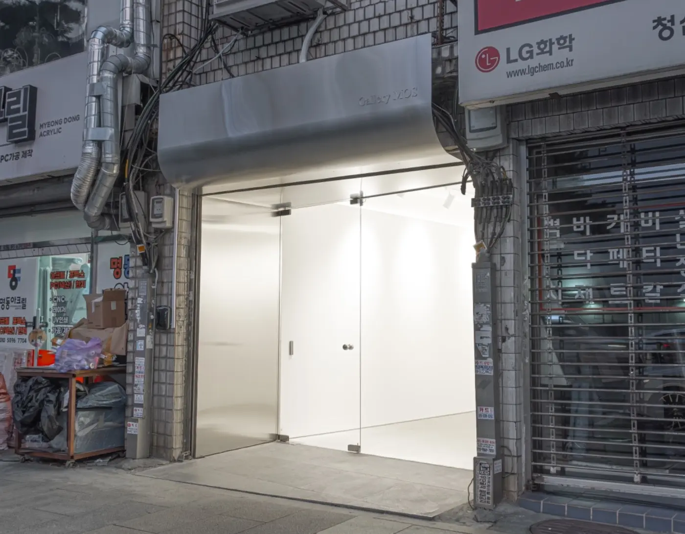을지로3가역 1분 거리, 패션·문화 상권 중심 공간