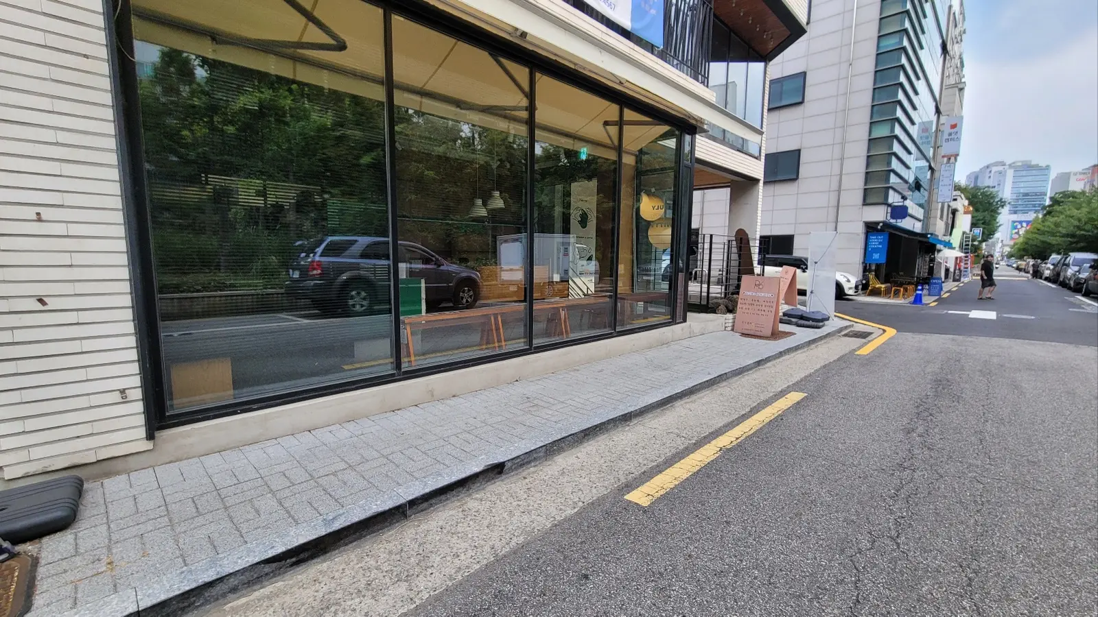 연남동 연트럴파크 라인 1층 17평 2층 33평 신축3년차 2