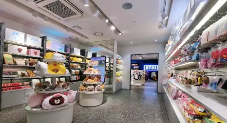 홍대입구역 대로변 코너 높은층고 100평이상 넓은 공간 5