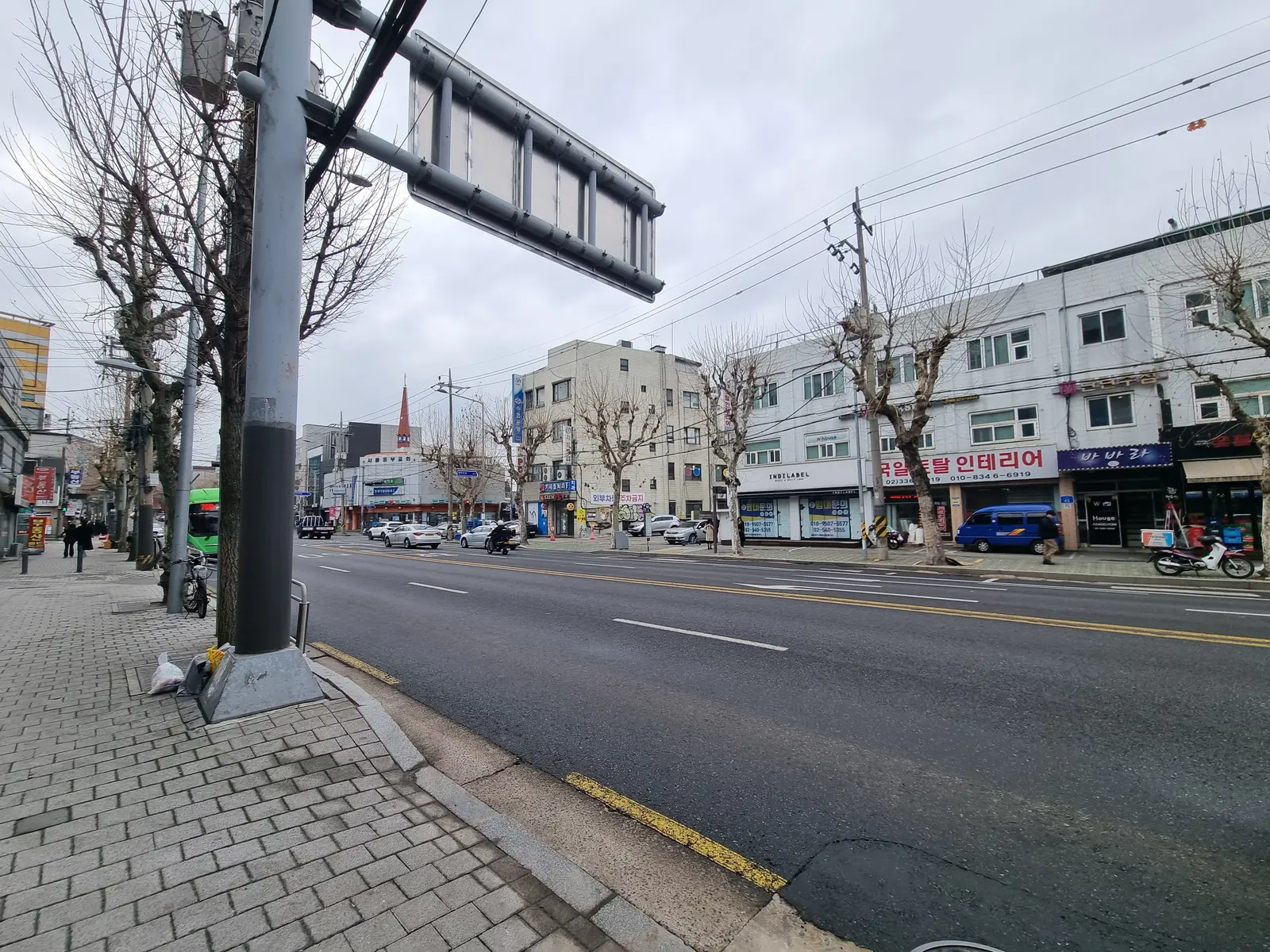연남동 수협사거리 15평 1층 공간