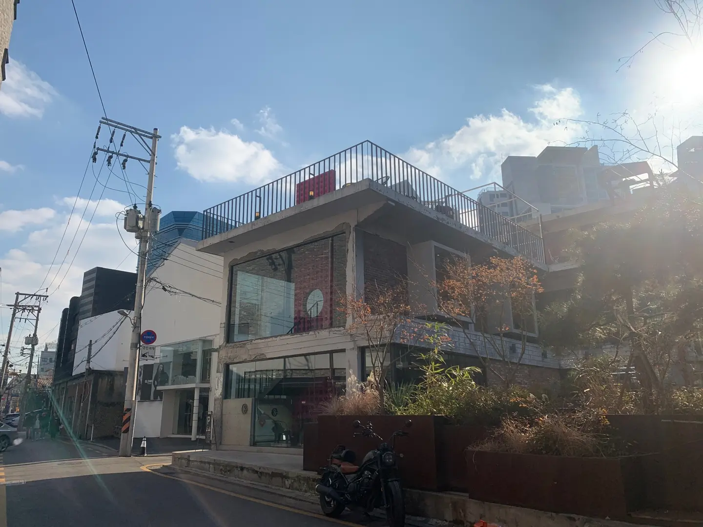 성수동 핫한 대형 베이커리 카페 1층 / 2층 공간