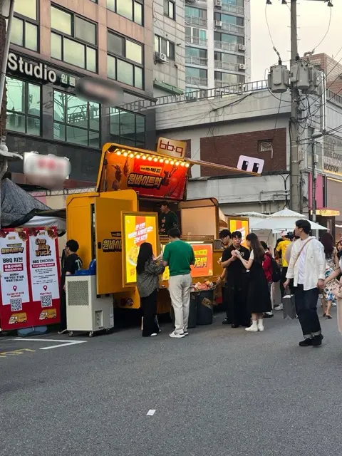 성수 연무장길 유동인구 최상 야외팝업공간