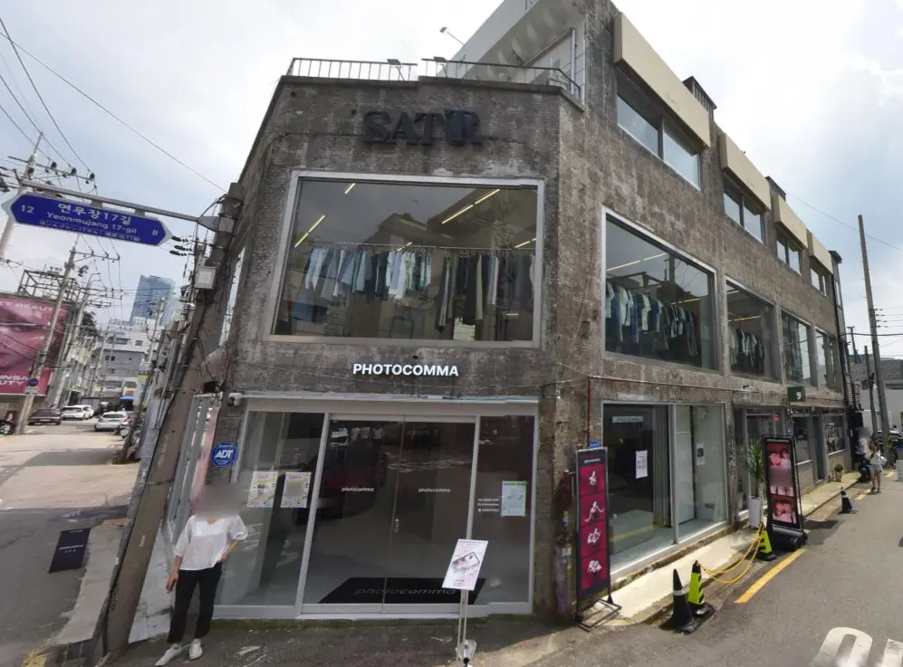 성수 연무장길 LCDC 맞은편 1층공간