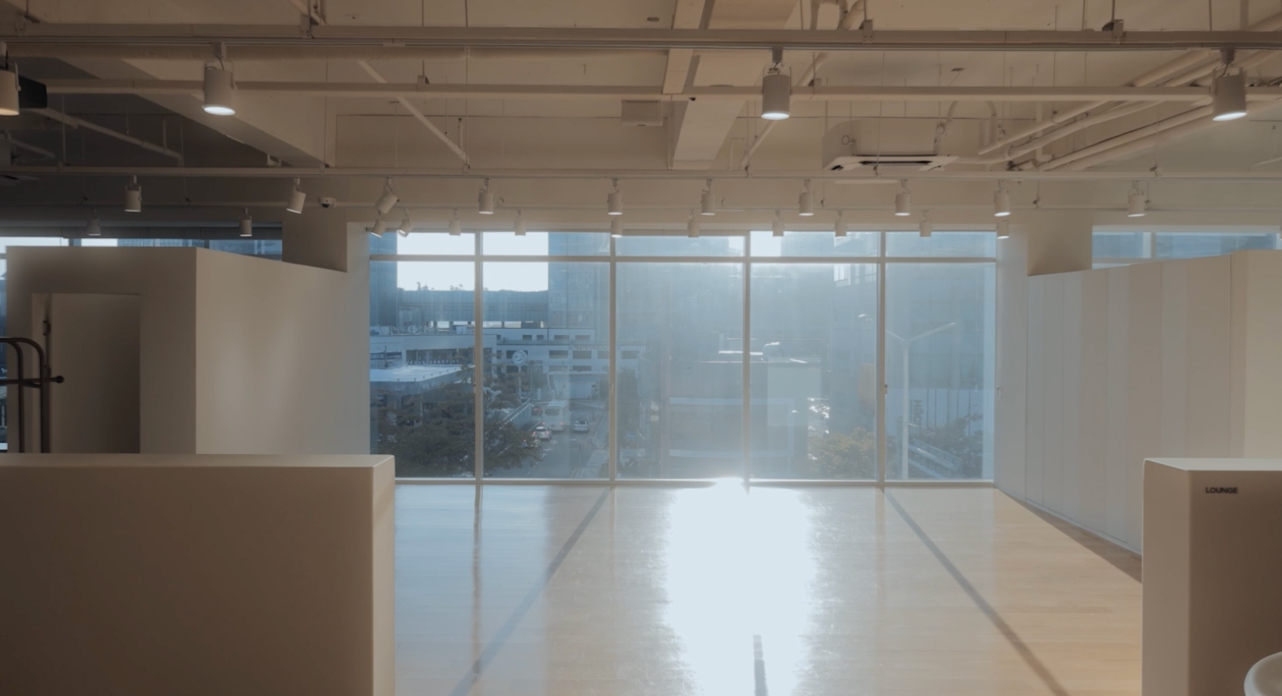 [LCC CONNECT] 해운대 헷세드 건물 3층 3