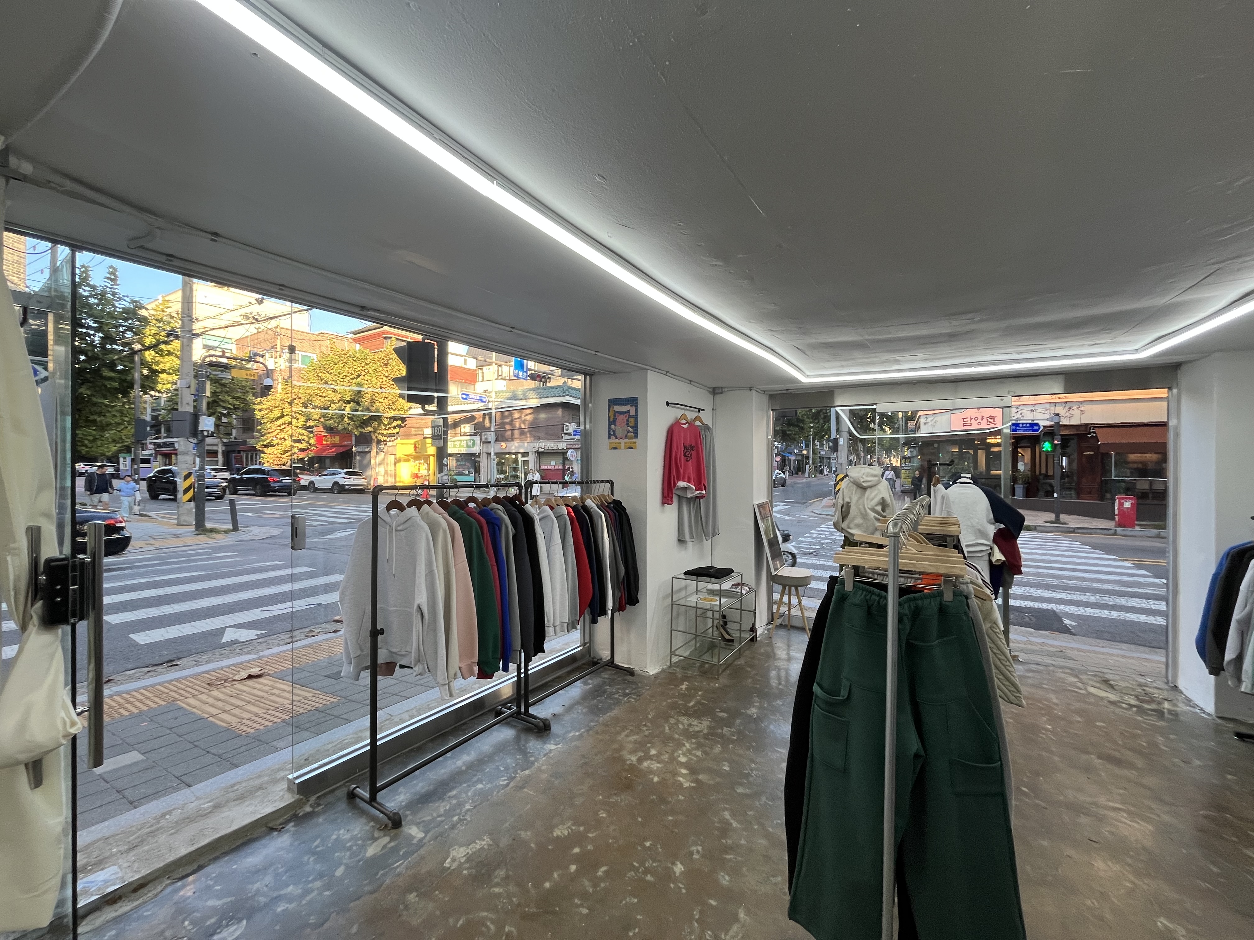 연남동 1층 상가 2